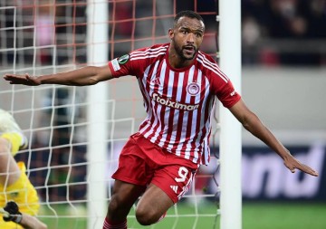 阿森纳vs奥林匹亚科斯：赛事前瞻、比分预测及首发阵容